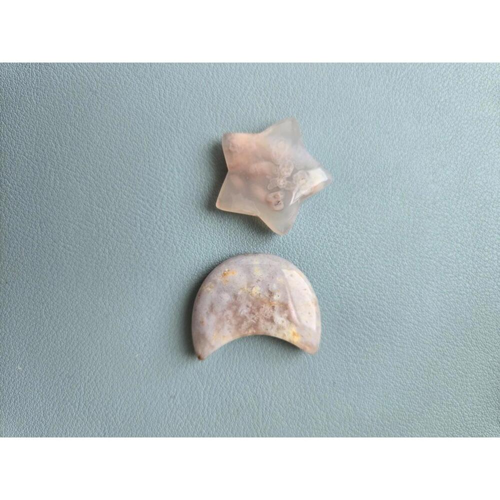 Star and Moon Flower Agate Carving Palm Stone Crystals
